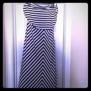 Beautiful, strapless maxi dress
